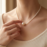 Centre Pearl Milky Stone Necklace